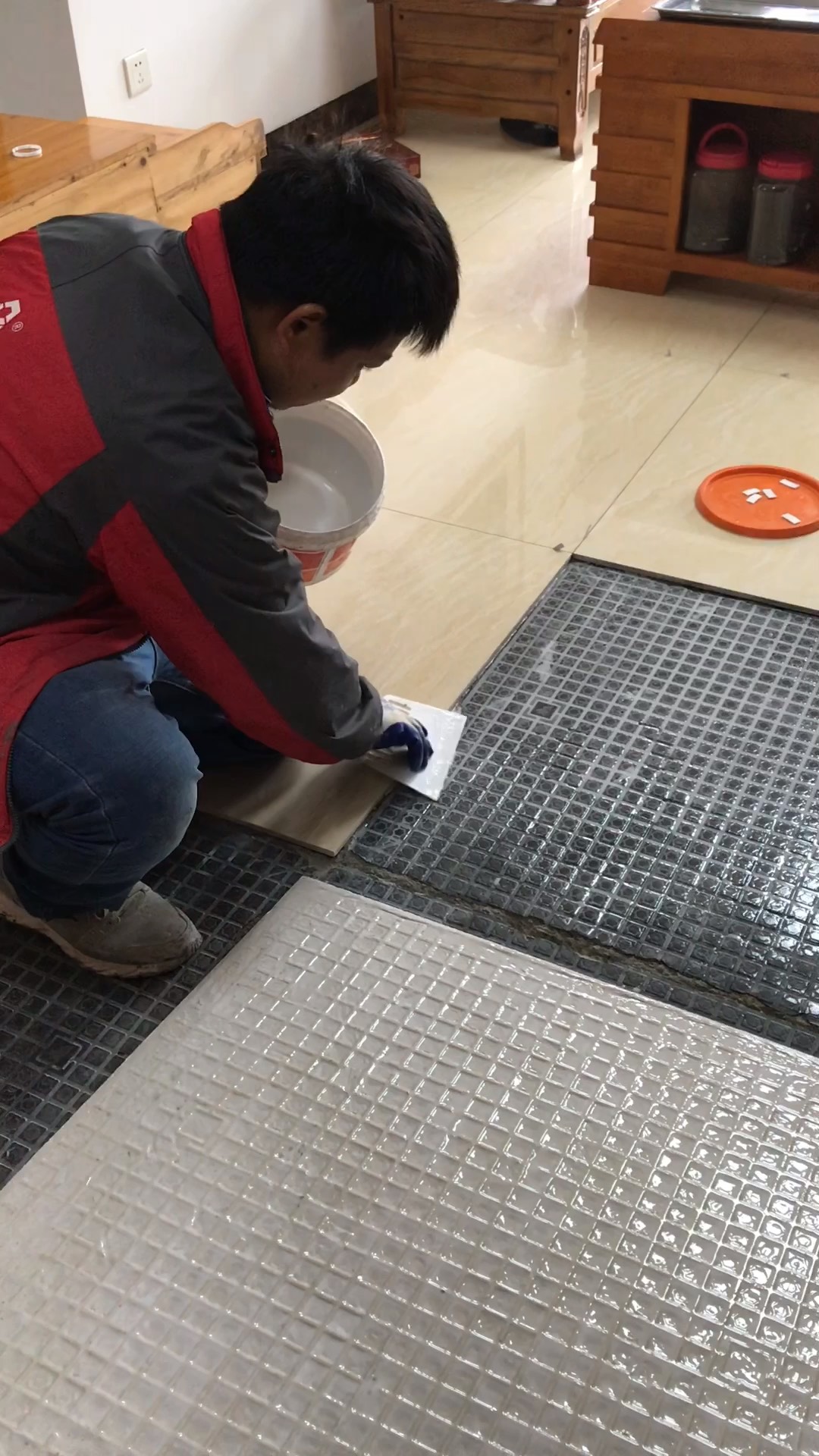 瓷砖空鼓修补方法(瓷砖空鼓怎样补救最结实) 瓷砖空鼓修补方法(瓷砖空鼓怎样补救最结实)